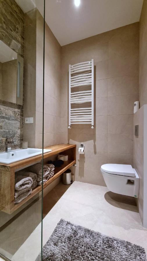 Luxurious 2Br Apartment With Mountain/Piste View, Close To Main Gondola Гудаури Экстерьер фото